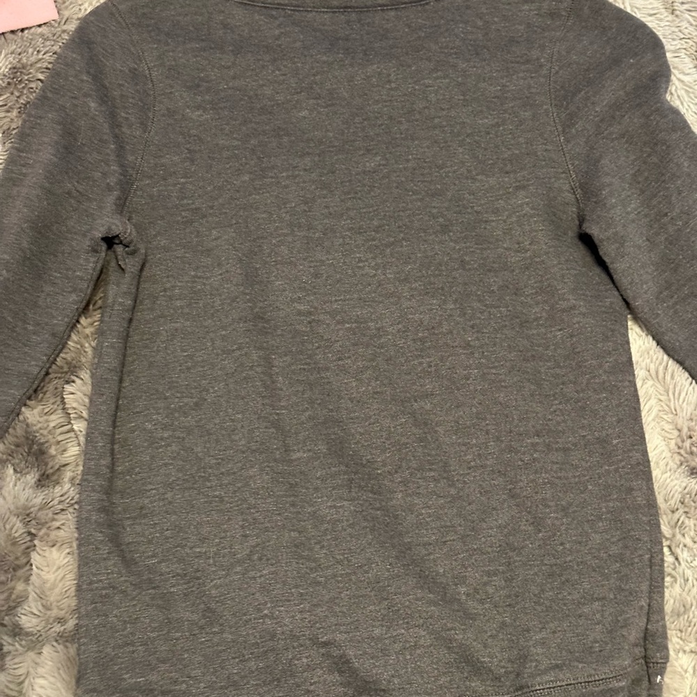 Long sleeve sweatshirt